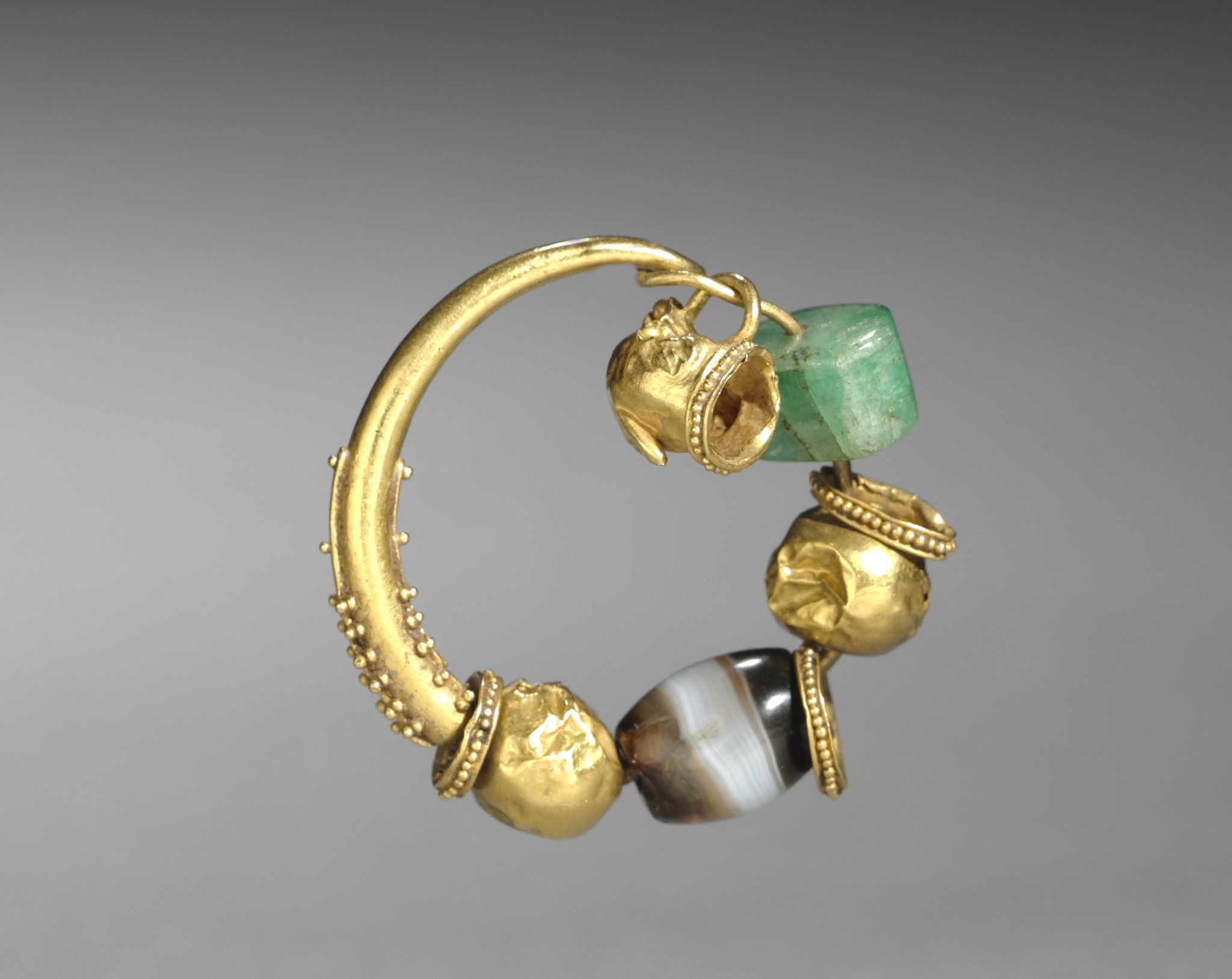 Earring